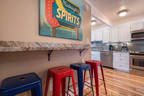 Ocean Colony 34-Breakfast Barr