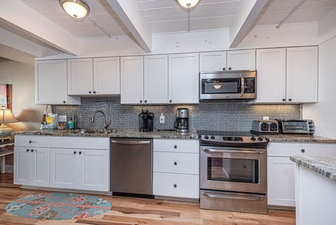 Ocean Colony 34-Kitchen