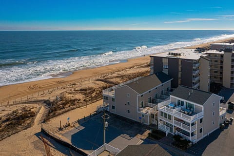 Ocean Colony 34-building