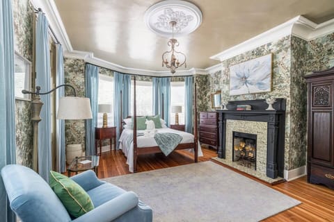 The Jasmine Suite | Revisit History