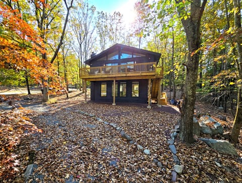 This autumn, we invite you to experience the HOPSKIP HOME Luxury Chalet!