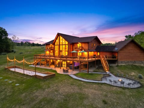 Ultimate Outdoor space | Golden Acres Luxury Hocking Hills Lodge