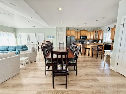 Third Floor Dining Area