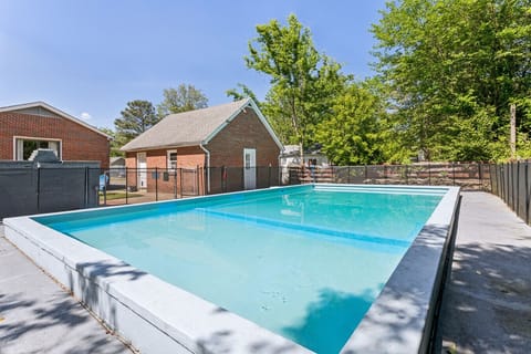 Private pool with safety fence