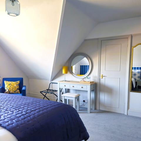 Superior Twin Room, Ensuite, Sea View (The Aldwych -7)