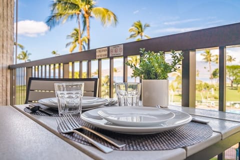 Condo, 2 Bedrooms | Outdoor dining