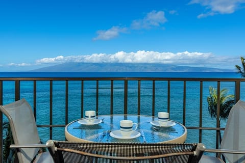 Condo, 2 Bedrooms | Outdoor dining