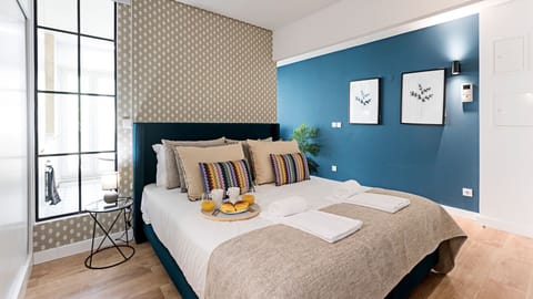 Double bed with an award-winning Emma mattress — crafted for deep, truly restorative sleep.

#emma #comfort #sleepwell #lovelystay