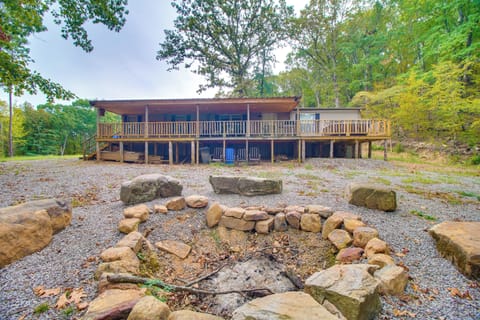 Ozark Vacation Rental | 4BR | 3BA | 1,944 Sq Ft | Stairs to Access
