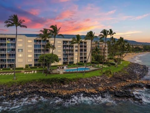 Condo, 2 Bedrooms | Exterior