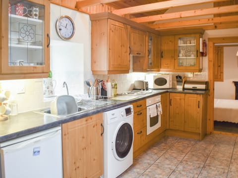 Kitchen | The Cottage, Braes