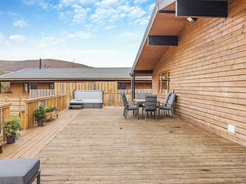 Exterior | Lime Lodge - Mid Wales Lodges, Llandrindod Wells