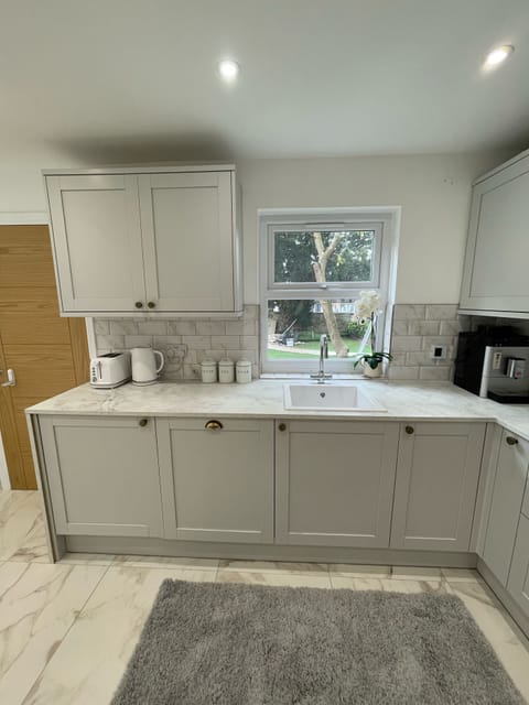 House | Private kitchen | Full-size fridge, microwave, oven, stovetop