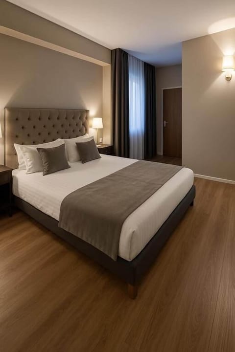 Premium bedding, individually decorated, individually furnished, desk