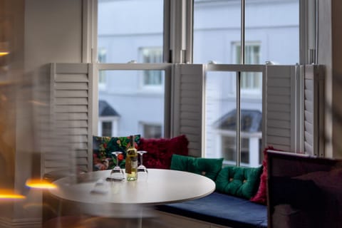 Tenby Apartment - Lovely Sea Views