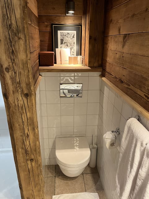 Deluxe Room | Bathroom | Designer toiletries, hair dryer, bathrobes, slippers