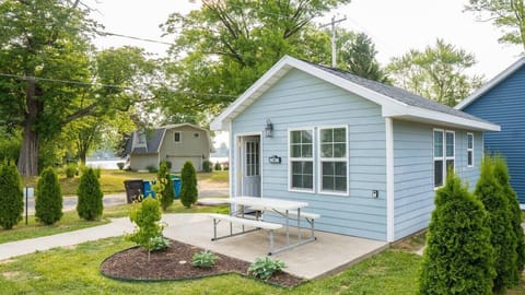 Cottage 1