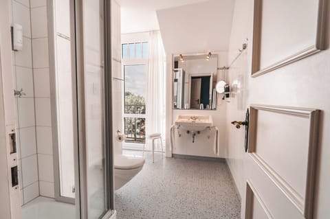 Comfort Double Room | Bathroom | Shower, hair dryer, bathrobes, slippers