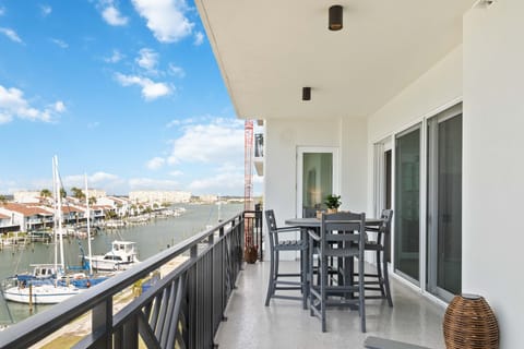 #403 The Harbor Condos Balcony