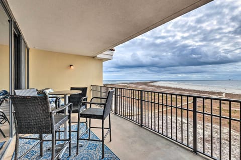 Dauphin Island Vacation Rental | 2BR | 2BA | 1,200 Sq Ft | Elevator Access