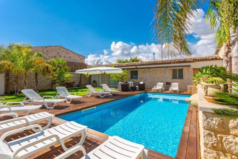 Beautiful villa with private pool and terrace