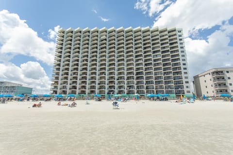 Condo, 2 Bedrooms | Exterior