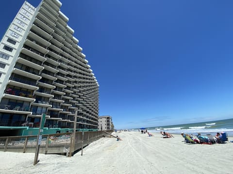 Condo, 2 Bedrooms | Snow and ski sports