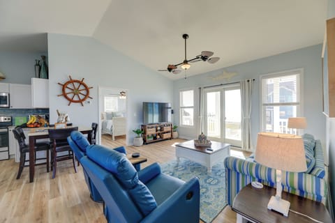 Harkers Island Vacation Rental | 2BR | 2BA | 960 Sq Ft | Stairs Required