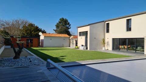 Grass laid Feb 15th (1)