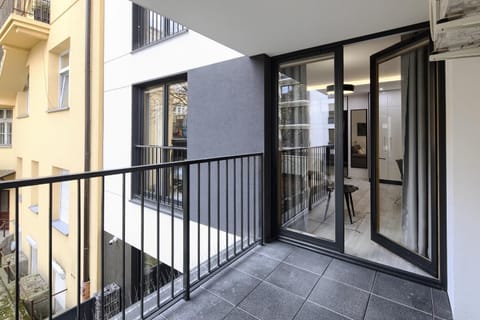 Apartment | Balcony