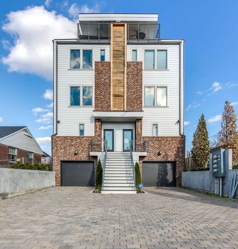 BOTH HOMES, Unit A & B