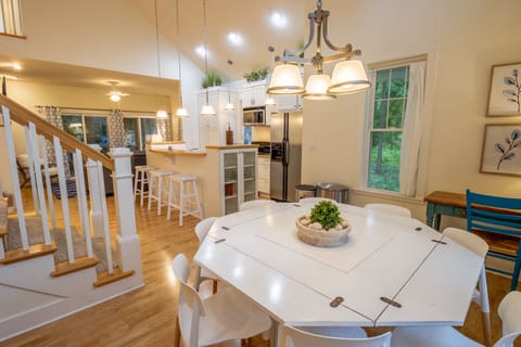 Main House | Main Level | Kitchen | Dining Room