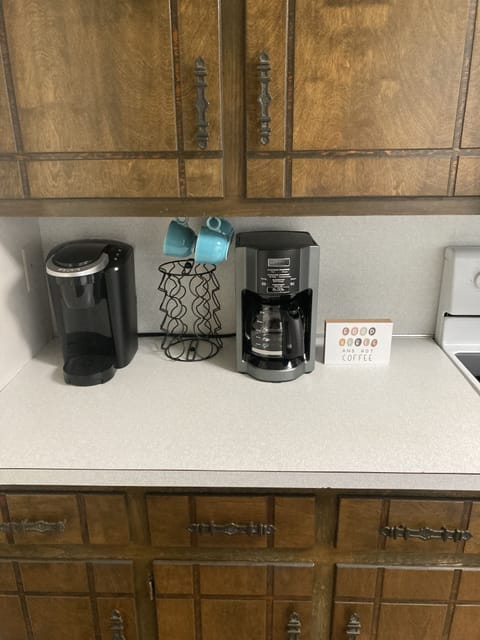 12 cup coffee pot and Keurig 