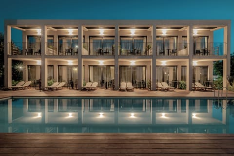 Front of property - evening/night