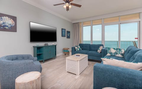Phoenix Gulf Towers 1702, Tower One, Orange Beach, Alabama, beach front, 2 bedroom condominium on the 17th floor