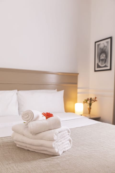 In-room safe, desk, blackout drapes, free WiFi