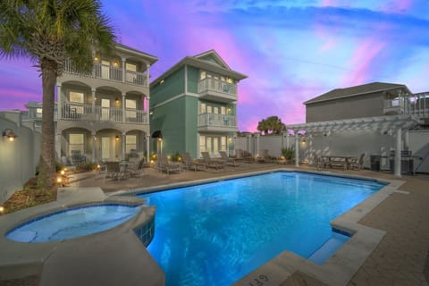 The house looks out onto the pool in the courtyard!