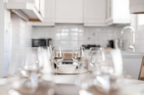 Deluxe Bungalow | In-room dining