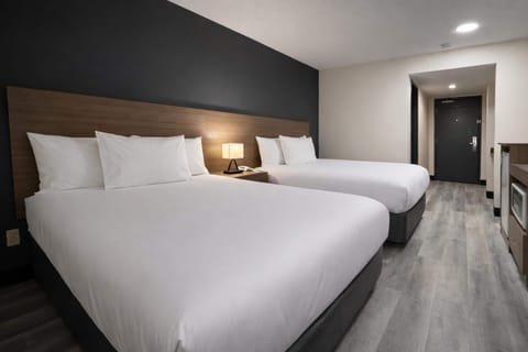 Standard Room, 2 Queen Beds, Non Smoking | WiFi (free)