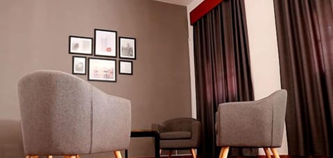 25-inch flat-screen TV with satellite channels, TV