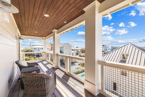 House, Multiple Bedrooms | Property grounds