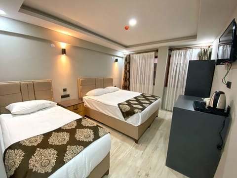 Premium bedding, minibar, free WiFi, bed sheets