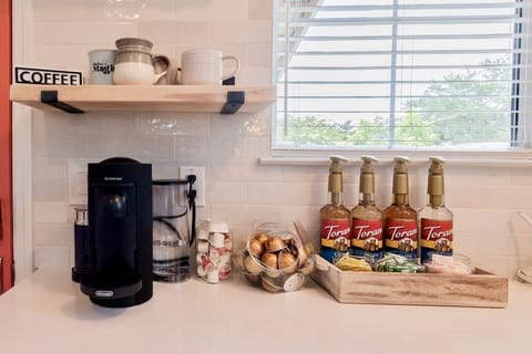 Fully stocked Nespresso vertuo coffee bar.  No, not just a 'starter pack' of coffee.  It's all here and included!