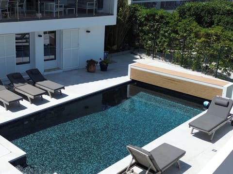 Holiday Home Swimming Pool