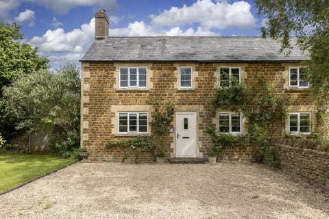 1 Manor Farm Cottage - StayCotswold