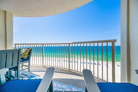 Condo, 1 Bedroom | Property grounds