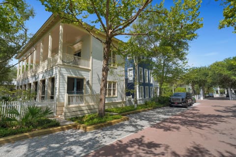 PRIVATE PARKING AND RIGHT ACROSS FROM WEST END POOL