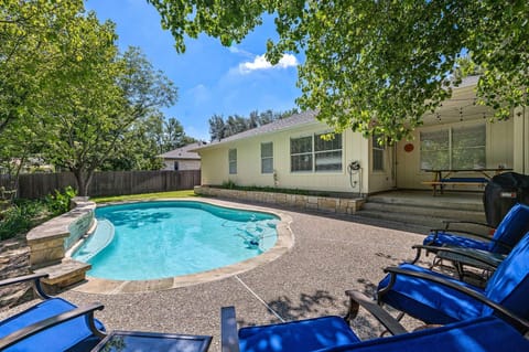 Guest Love the Partial Shaded Pool w/ Seating
