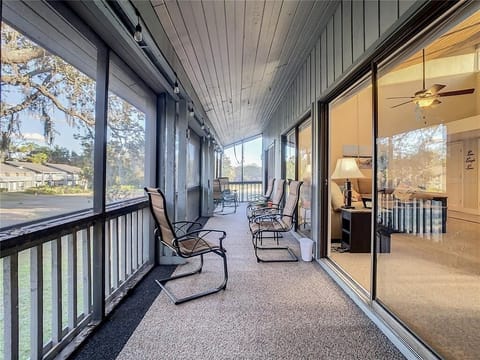40 foot lanai with chairs and tables, fully screened 