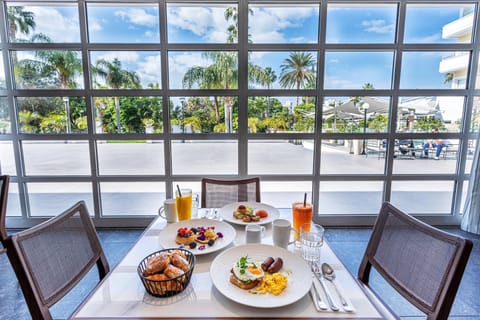 Daily buffet breakfast for a fee